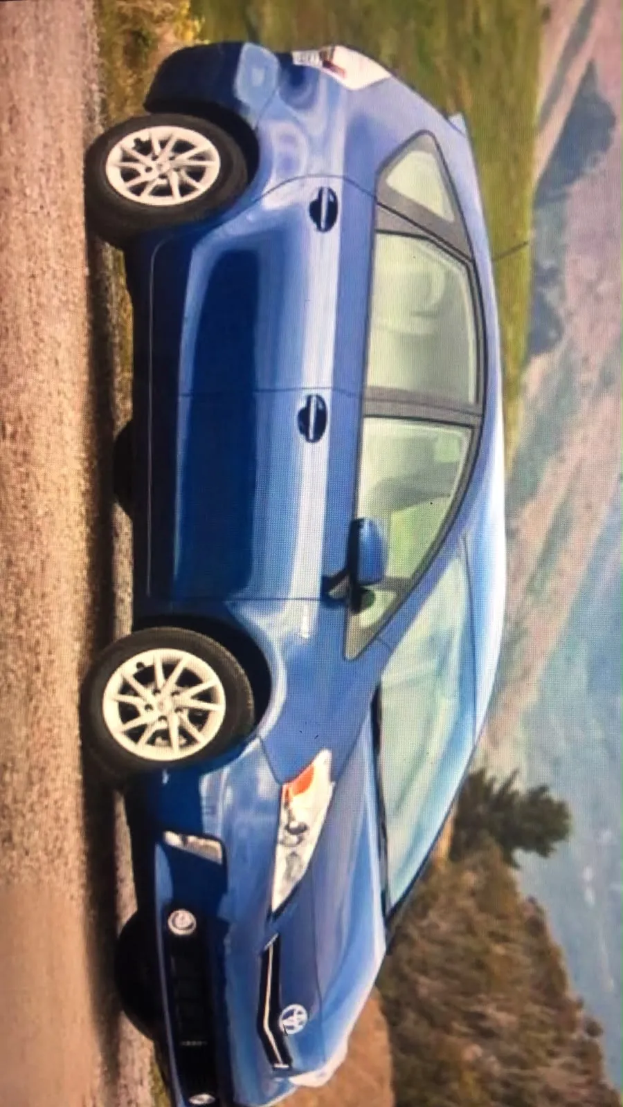 TOYOTA Prius V 2012 იშლება ნაწილებად 1