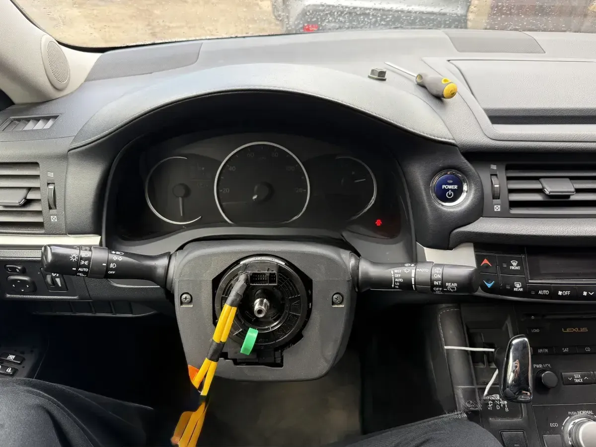 შლეიფი LEXUS CT 200h 2010-2018 1