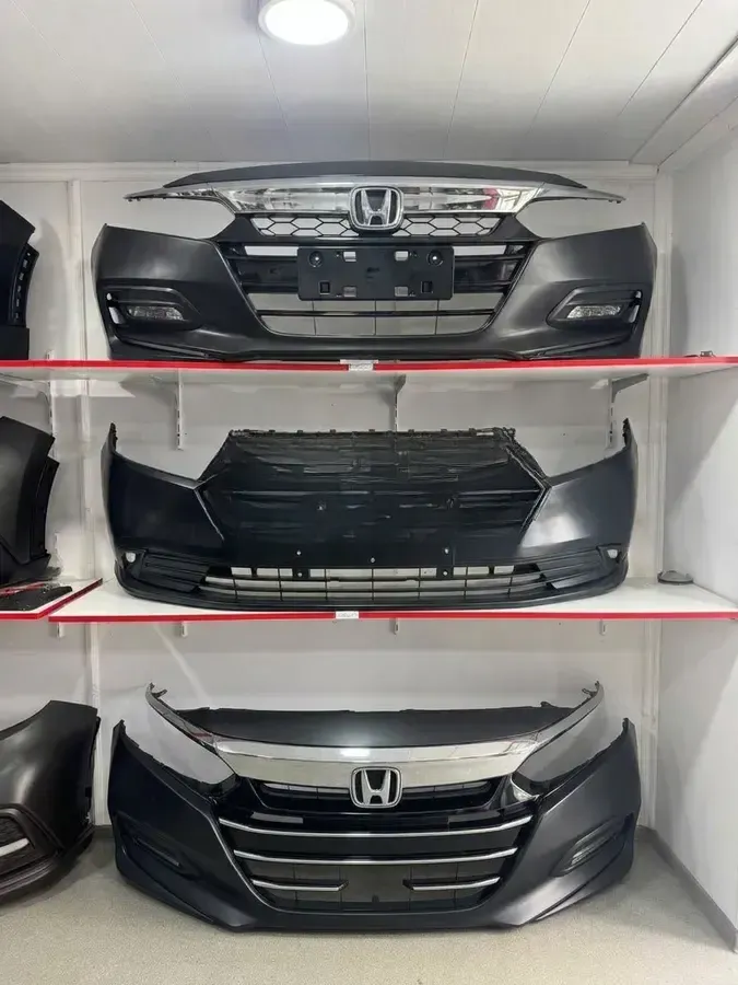 Передний бампер HONDA Accord 2018-2026 1