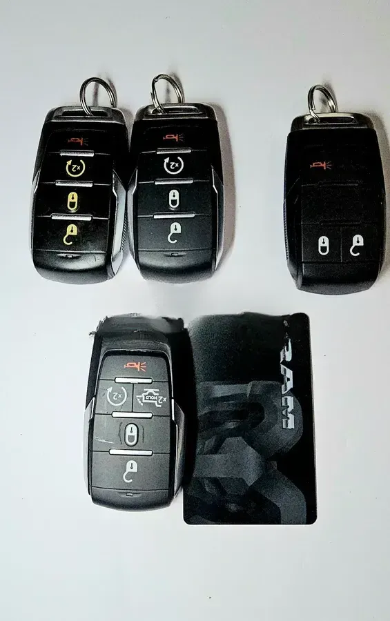 Пульт ключа DODGE RAM 1